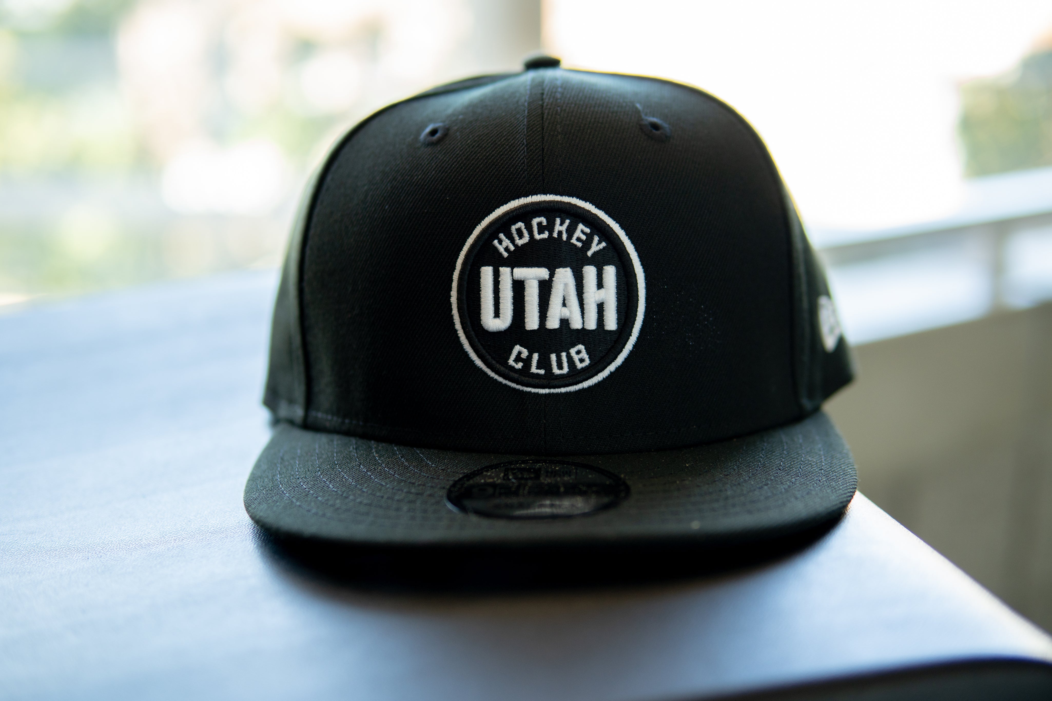 Utah Hockey WOB Outline Circle Logo 9Fifty Hat - Black - New Era