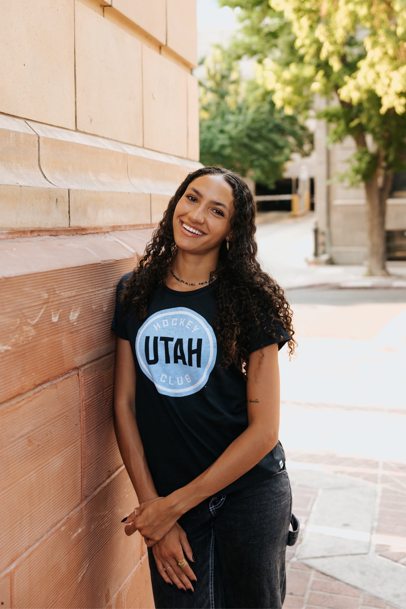 Women's Utah Hockey Circle Logo Franklin Tee - Black - 47 Brand