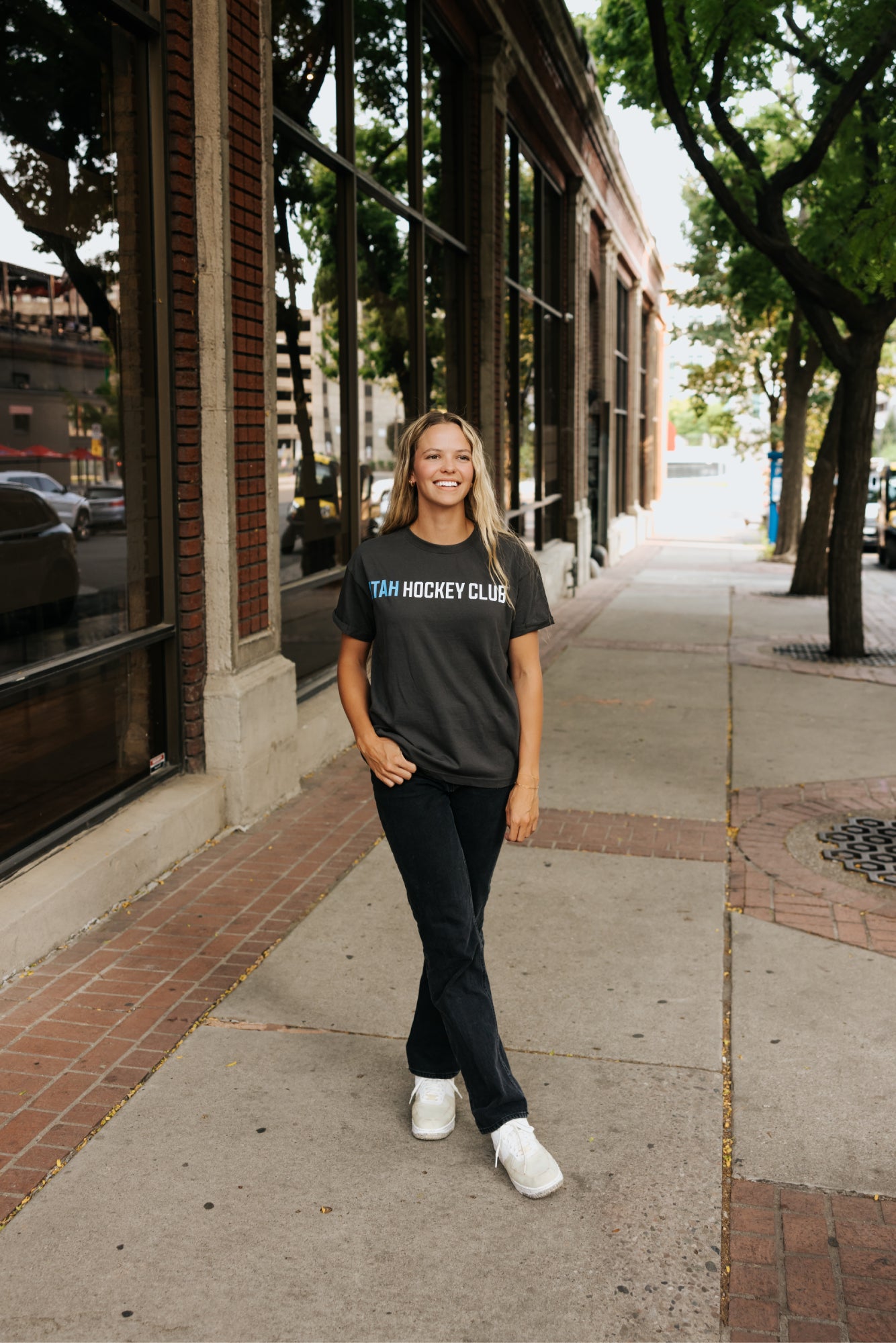 Women's Utah Hockey Wordmark Boyfriend Tee - Grey - WEAR