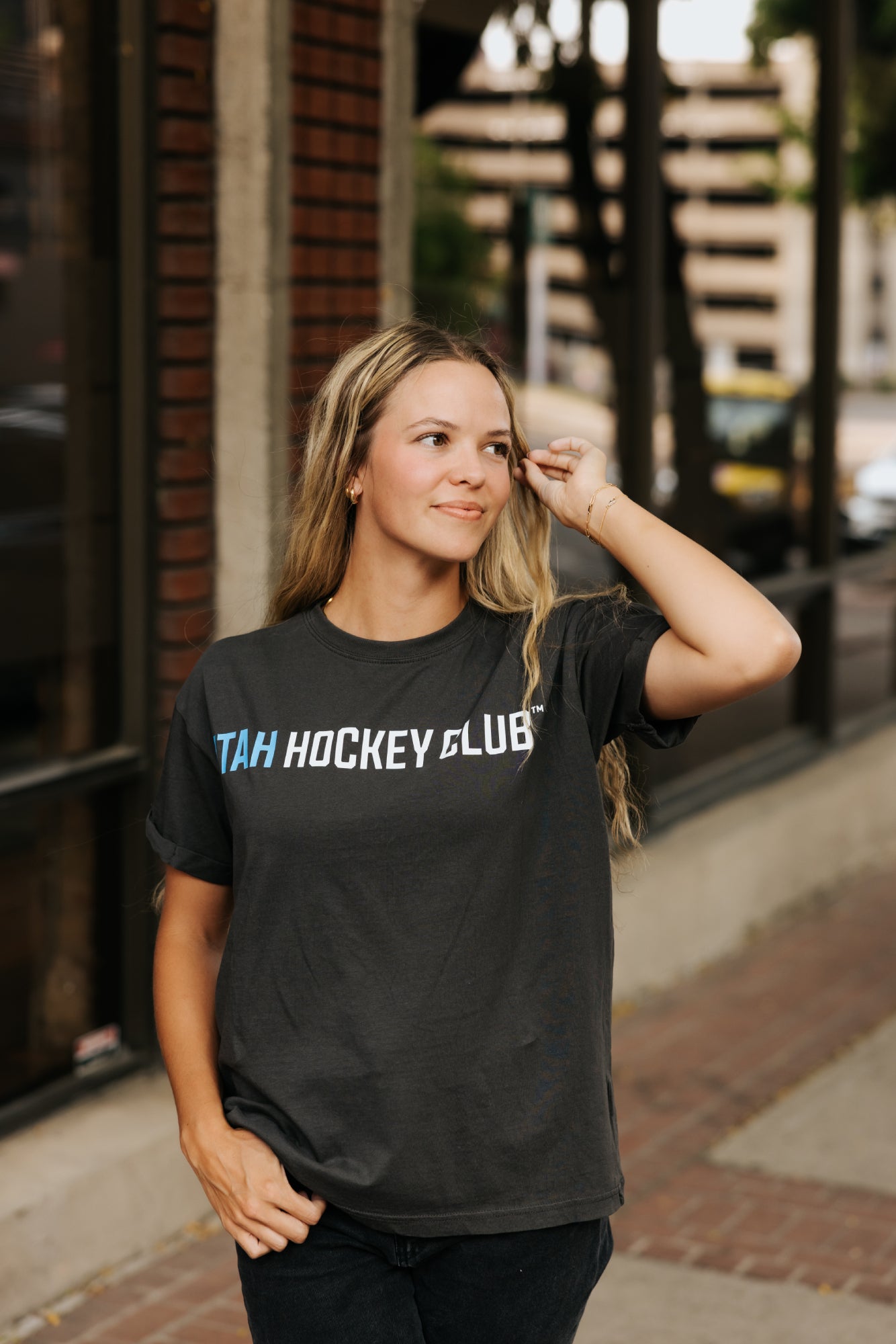 Women's Utah Hockey Wordmark Boyfriend Tee - Grey - WEAR